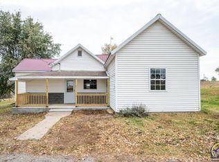 11331 Osborne Rd, Atchison, KS 66002