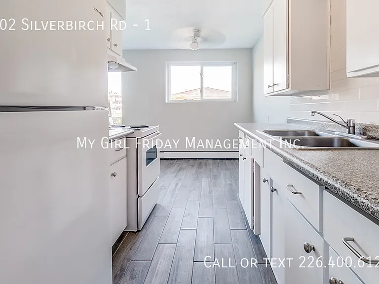 602 Silverbirch Rd #1 — Photo 5