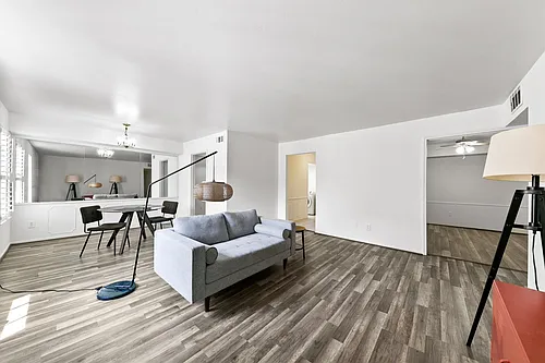 361 N Post Oak Ln #231 Photo 1