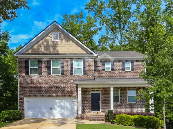 305 Vaughan Pl, Loganville, GA 30052