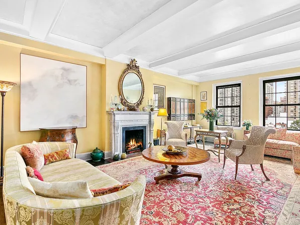 136 E 64th St APT 9D, New York, NY 10065