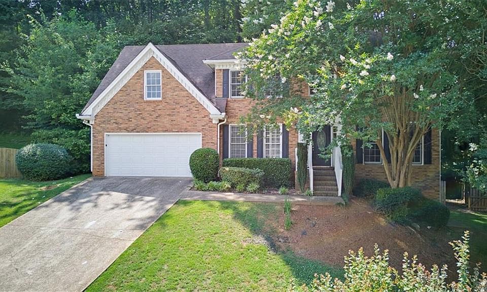 1st image of 805 Connell Ln