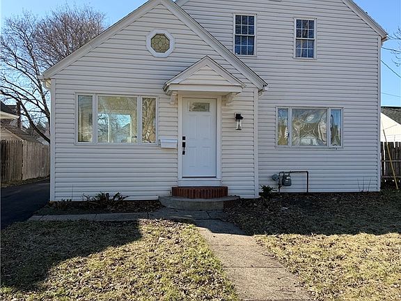 3rd image of 57 Ross St