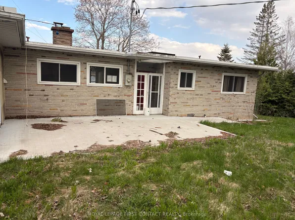 21 Glassford Rd, Kawartha Lakes, ON K0M 2C0