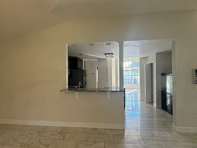412 Soft Shadow Ln — Photo 16