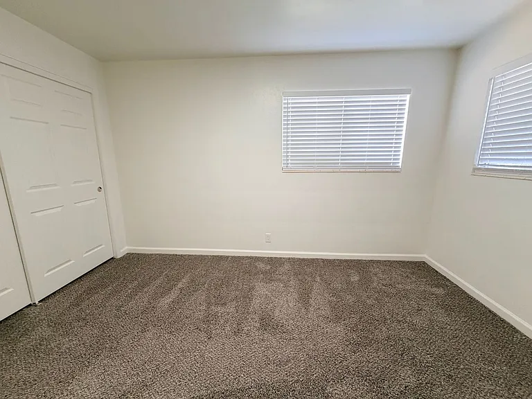 915 Wheeler Ave — Photo 15