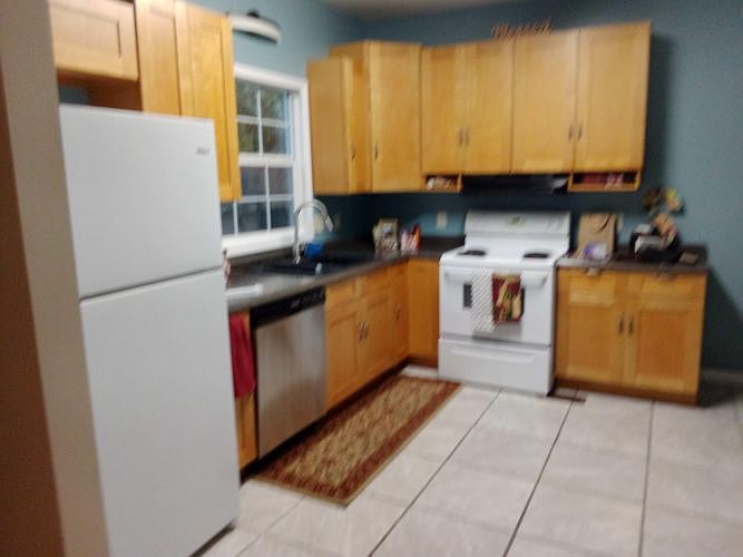 2nd image of 147 Charleston Hwy