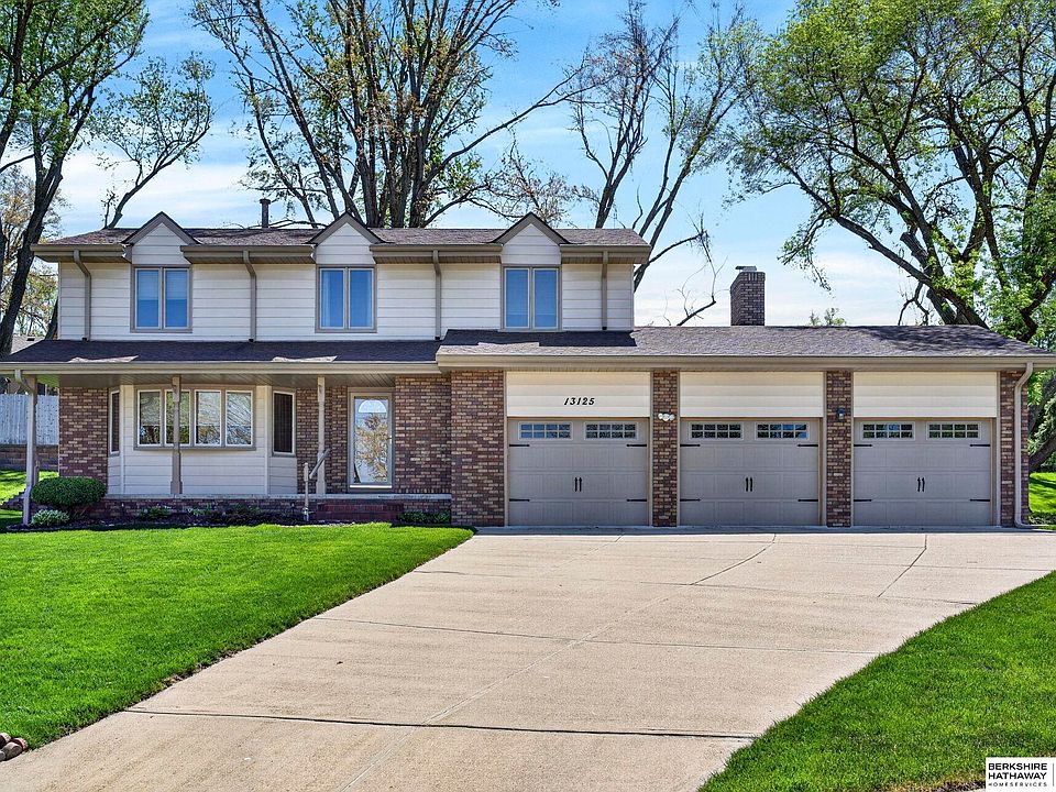 1st image of 13125 Normandy Cir