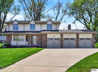 13125 Normandy Cir, Omaha, NE 68137