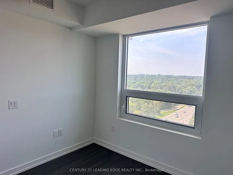 4010 Eglinton Ave W #1111 — Photo 16