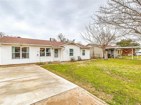 5th image of 8412 Quebec Dr