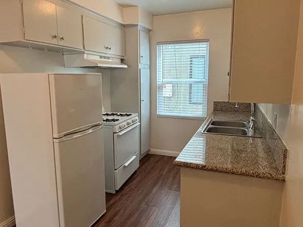 2225 San Anseline Ave #3, Long Beach, CA 90815