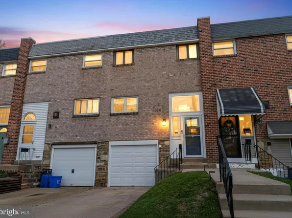 3618 Essex Ln, Philadelphia, PA 19114