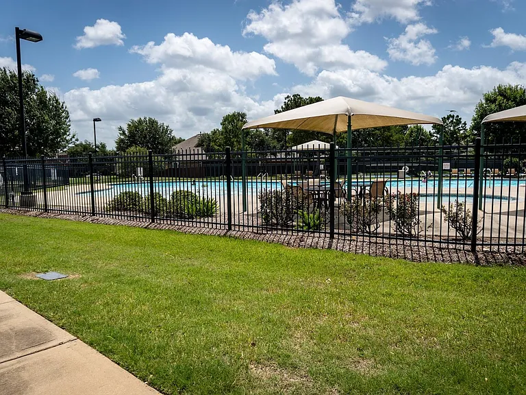 25614 Somerset Meadows Ct — Photo 46