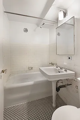 Rented by The Gonzalez Property Group LLC | media 19