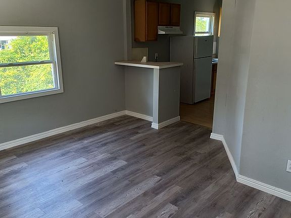 4th image of 510 N G St