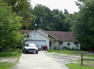 595 Sand Ridge Rd, Hubert, NC 28539