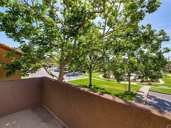 5th image of 14689 Moon Crest Ln Unit H