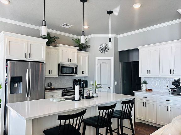 5th image of 55 Meadowview Ln