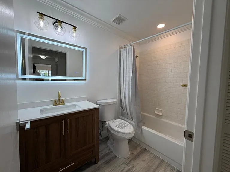 7657 Sanctuary Dr — Photo 10