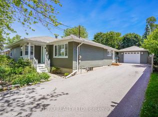 407 Anderson St, Whitby, ON L1N 3V8