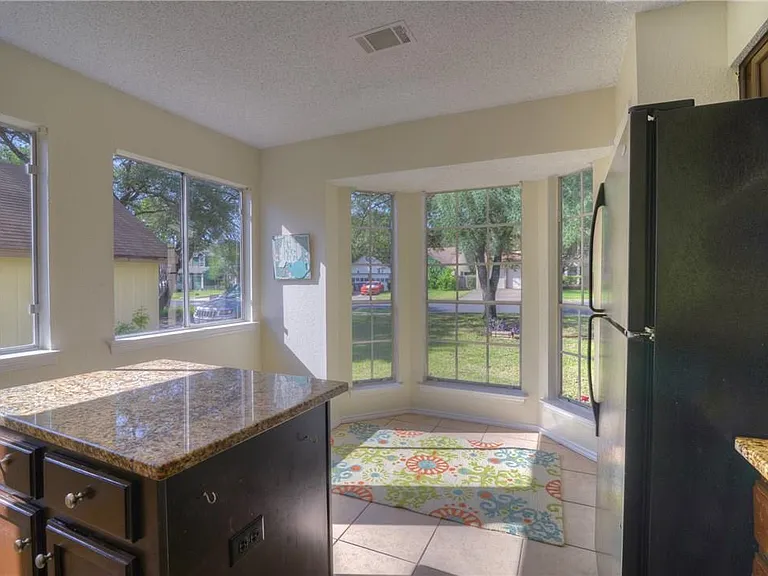 6320 Avery Island Ave — Photo 10