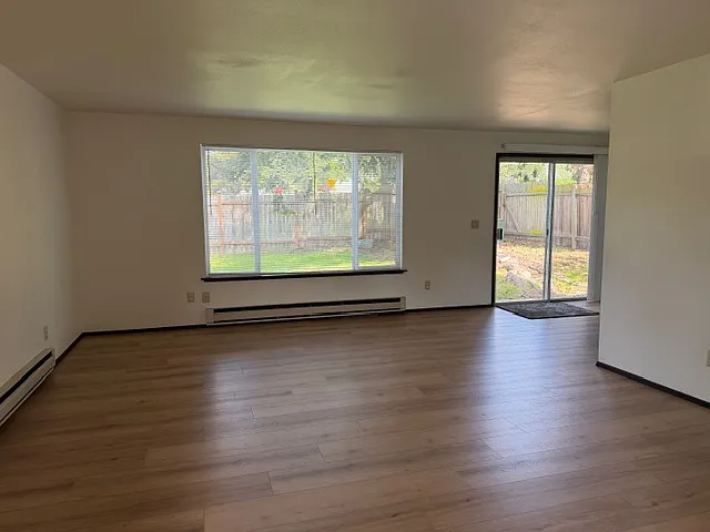 6012 Parkside Dr #B — Photo 3