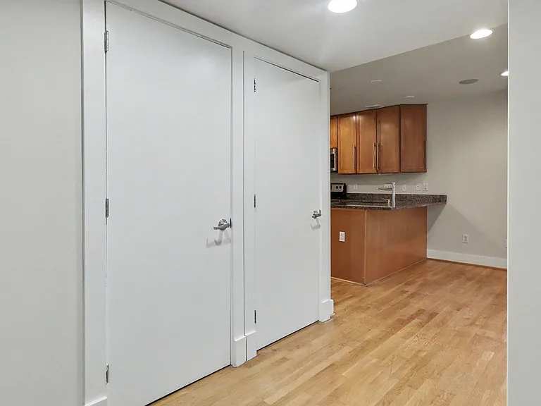 1300 K St SE #103 — Photo 16