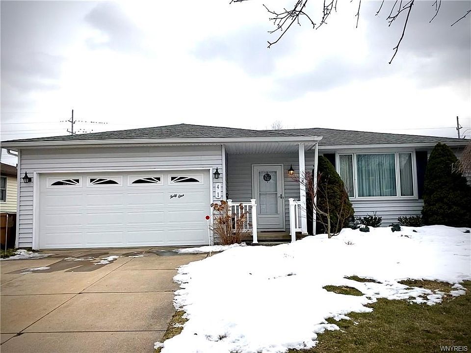 1st image of 41 Ashleaf Dr