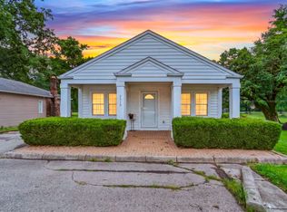 2430 Stelzer Rd, Columbus, OH 43219