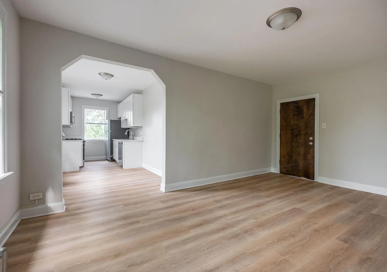 1 bed, 700 sqft, $2,495 — Photo 1