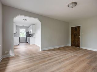 2601 N Kimball Ave #411, Chicago, IL 60647