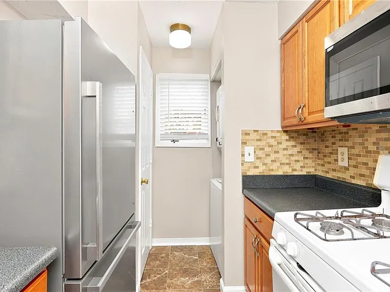 6661 Witherington Ct — Photo 11