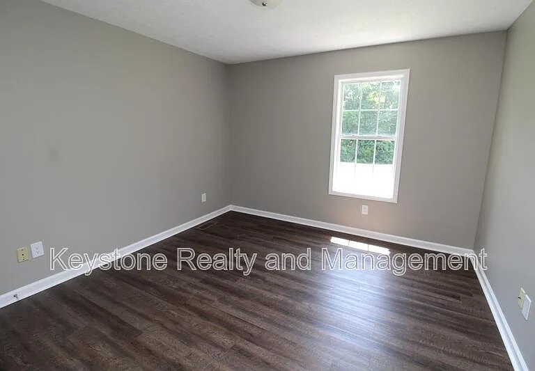 927 Lc Ave — Photo 5