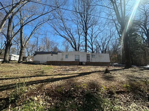 840 Weeks Dr NE, Cleveland, TN 37312