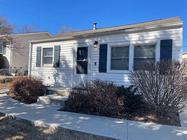 2nd image of 5422 O St