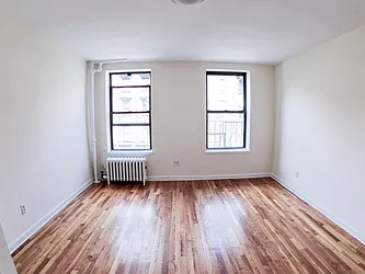 Rented by Urban Real Estate Inc