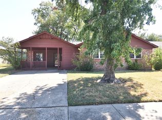 1701 N Birch St, Owasso, OK 74055