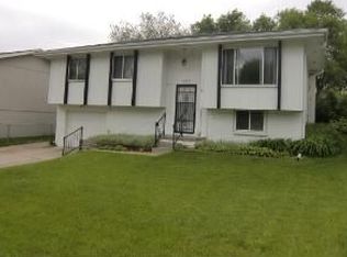 13005 Gertrude St, Omaha, NE 68138