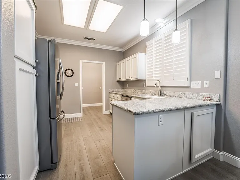 2021 Capestone St #0 — Photo 17