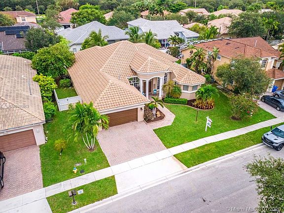2nd image of 13863 NW 21st St