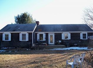 637 Wilson Cemetery Rd NE, Check, VA 24072