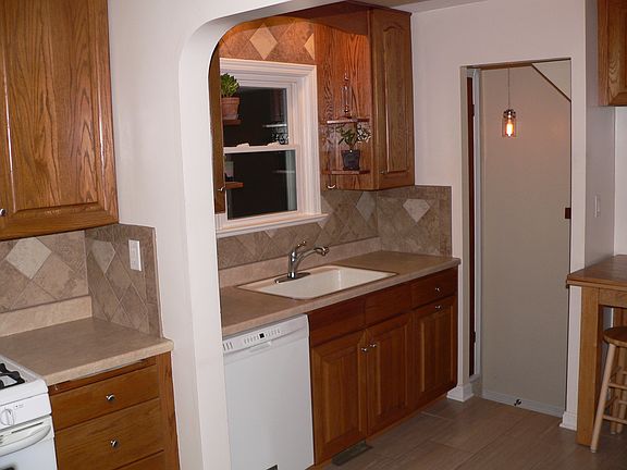 4th image of 7803 Dartworth Dr