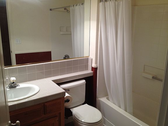 2nd Bathroom