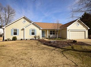 66 Muirfield Spring Ct, Saint Charles, MO 63304