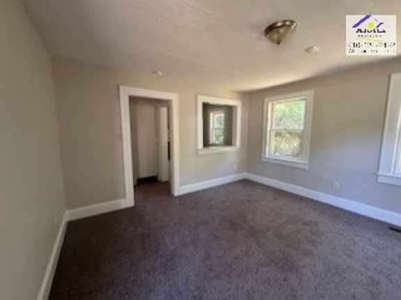 4th image of 116 Buckingham Ave
