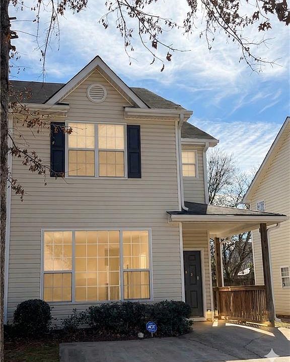 1st image of 2409 Brianna Dr