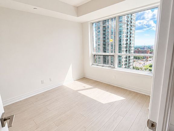 2nd image of 30 Elm Dr W #1307