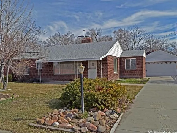 3355 S Riviera Dr, Salt Lake City, UT 84106