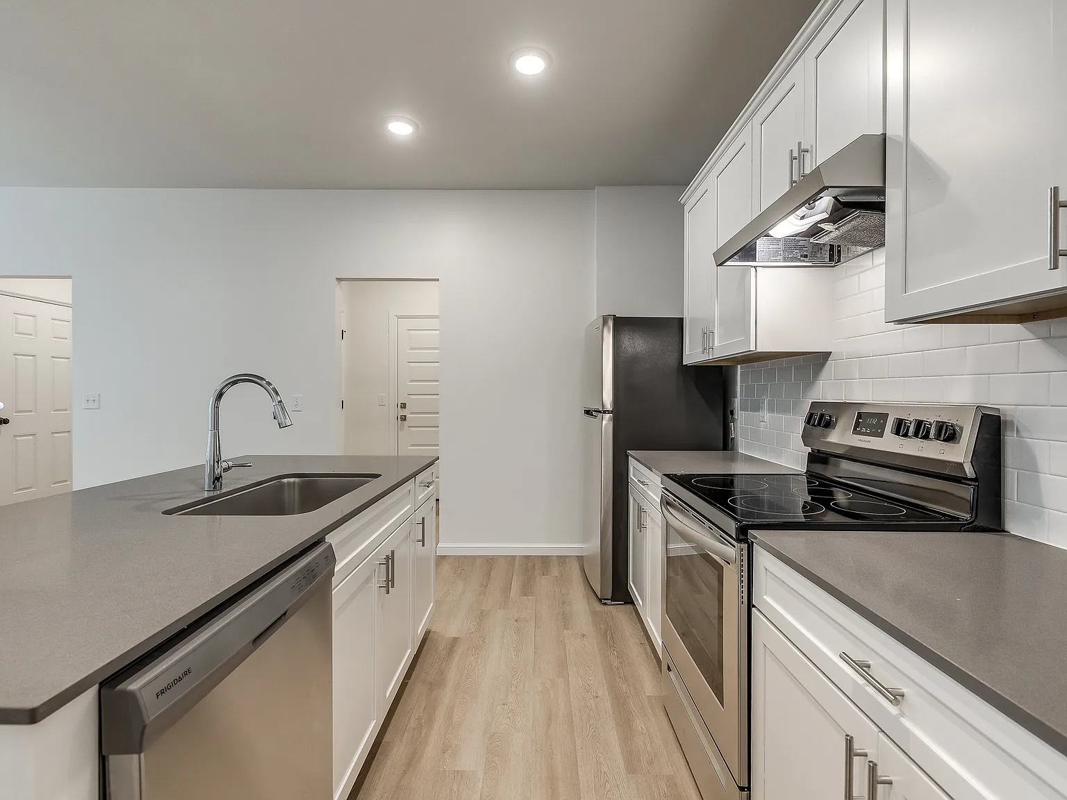 3 bed, 1188 sqft, $1,675 — Photo 3